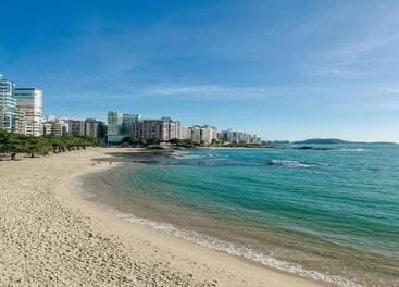 Guarapari: O Paraíso Capixaba Que Encanta a Terceira Idade e Atrai Investidores